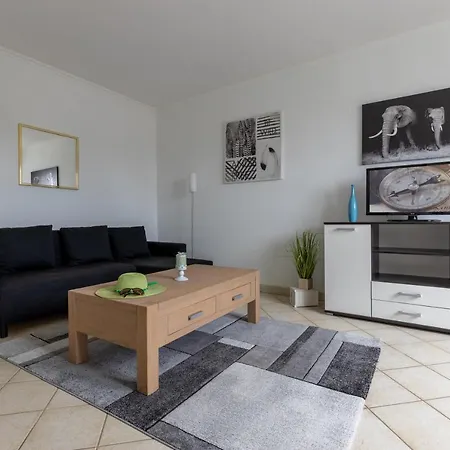 Apartment Compass Apartmanok Iv.